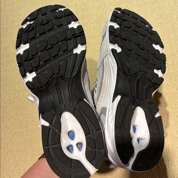 New Balance 530 - Picture 7 of 8